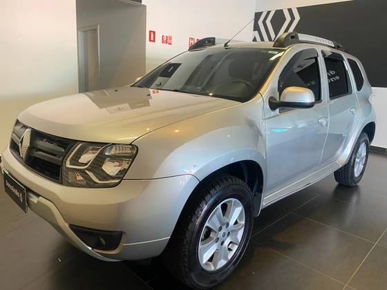 RENAULT DUSTER 1.6 16V SCE FLEX DYNAMIQUE MANUAL RENAULT DUSTER 1.6 16V SCE FLEX DYNAMIQUE MANUAL